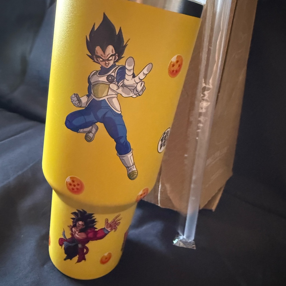 New Stanley 40oz Yellow Dragon Ball Z Tumbler with Straw - Picture 6 of 9